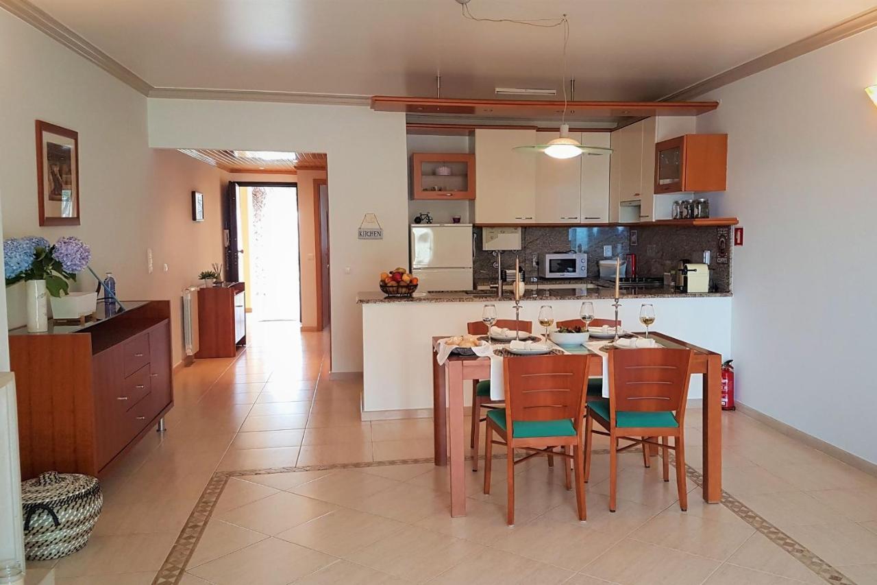 Lovelystay - Sea View Apartment With Pool & Garden Ericeira Extérieur photo